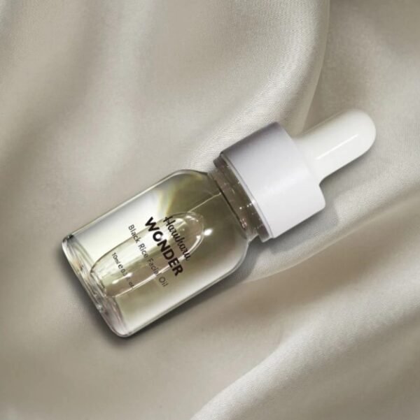 Haruharu Wonder Black Rice Facial Oil - Image 3