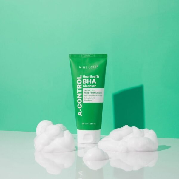 Nineless A-Control Heartleaf & BHA Cleanser - Image 4